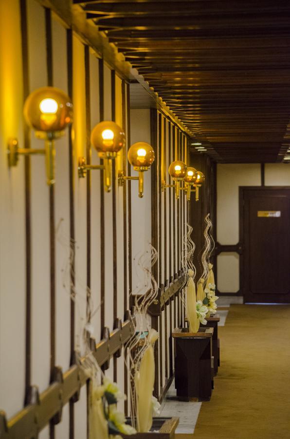 Hotel Konferencia Γκιόρ Εξωτερικό φωτογραφία