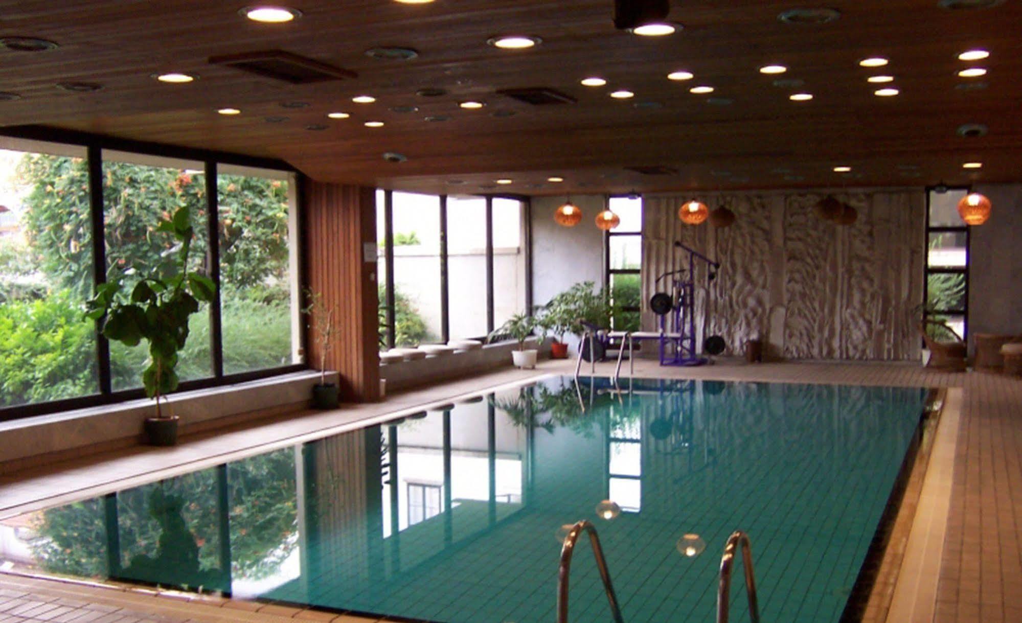 Hotel Konferencia Γκιόρ Εξωτερικό φωτογραφία